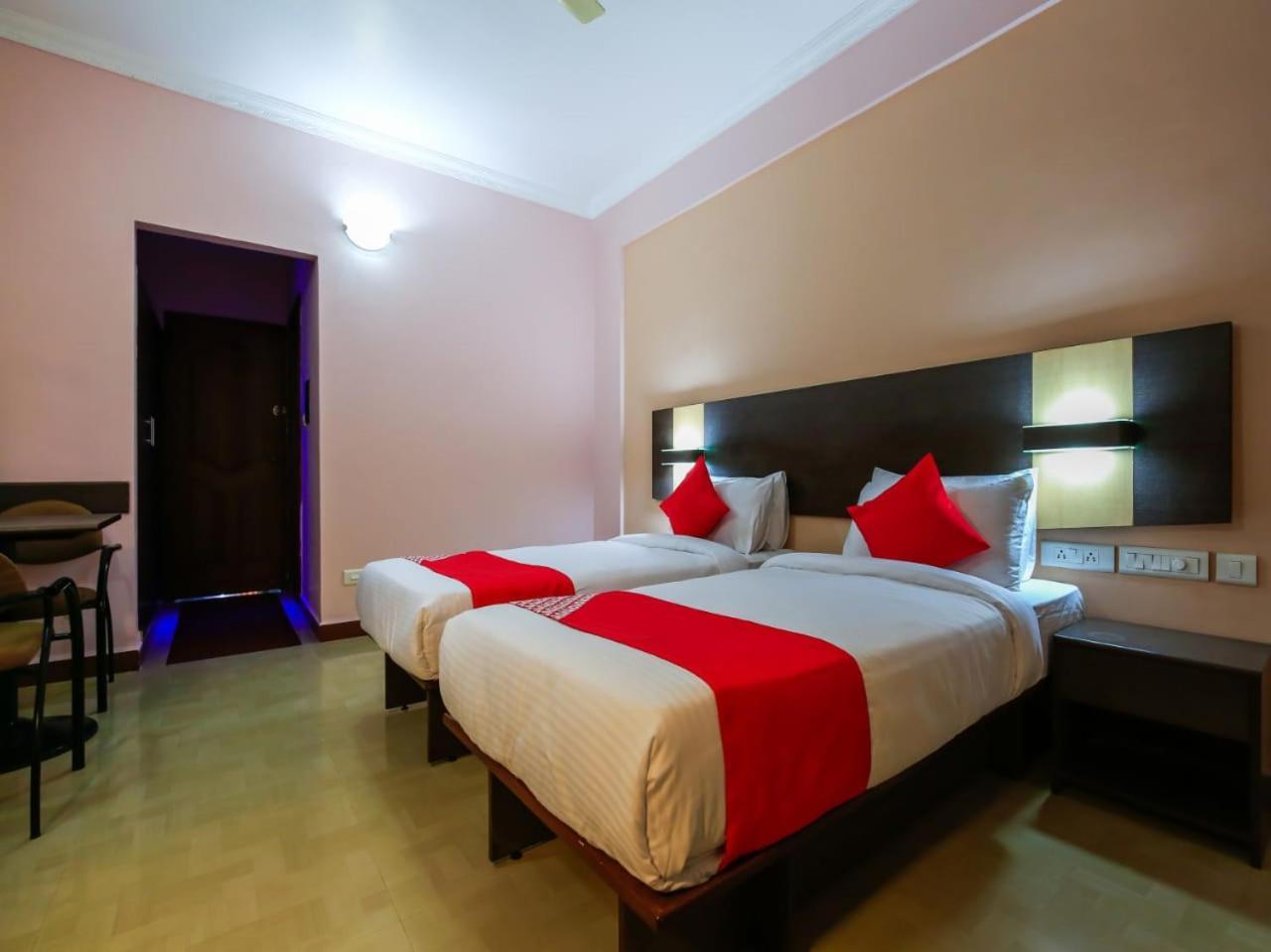The Pentacon A Resort Канакона Екстериор снимка
